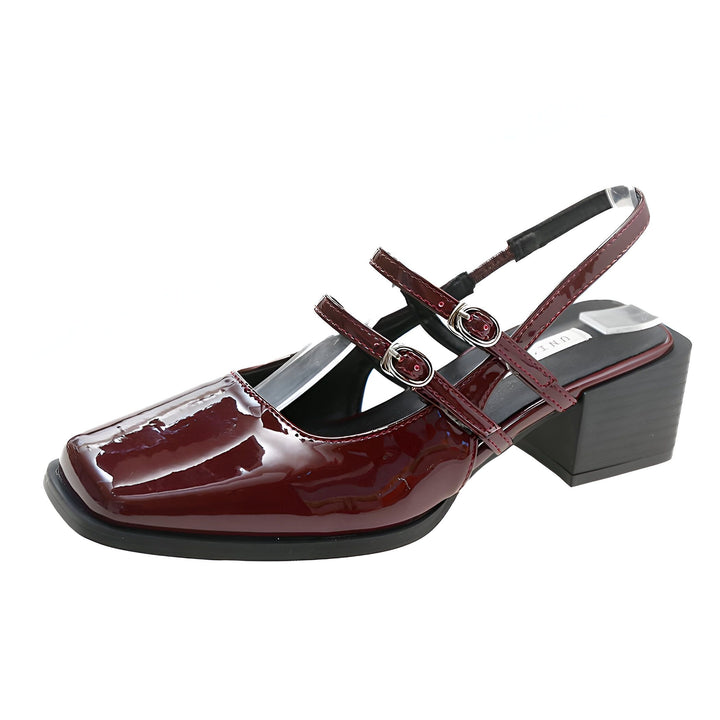 Chaussure vernie bordeaux à bout carré, talon bloc et brides avec boucles argentées. Sandale élégante avec une bride arrière noire., 45286704775349,45286704808117,45286704840885,45286704873653,45286704906421,45286704939189,45286704971957,45286705004725,45286705037493,45286705070261,45286705103029,45286705135797,45286705168565,45286705201333,45286705234101,45286705266869,45286705299637,45286705332405