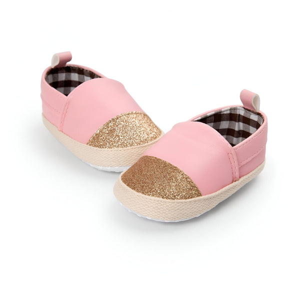 Chaussures de bébé roses avec paillettes dorées. Chaussons souples pour nourrissons, design élégant et confortable. Idéal pour les premiers pas., 45286824706229,45286824738997,45286824771765,45286824804533,45286824837301,45286824870069,45286824902837,45286824935605,45286824968373,45286825001141,45286825033909,45286825066677