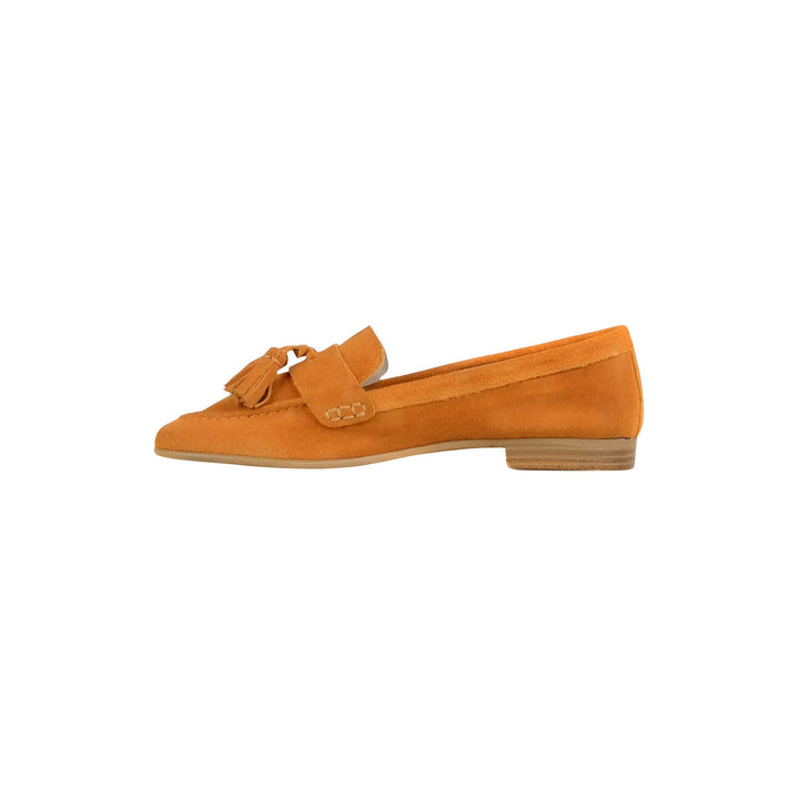 Mocassin en daim orange avec glands, chaussure élégante et confortable pour femme. Idéale pour un look décontracté chic ou professionnel décontracté., 45286643466421,45286643499189,45286643531957,45286643564725,45286643597493,45286643630261,45286643663029,45286643695797,45286643728565,45286643761333,45286643794101,45286643826869,45286643859637,45286643892405,45286643925173,45286643957941,45286643990709,45286644023477
