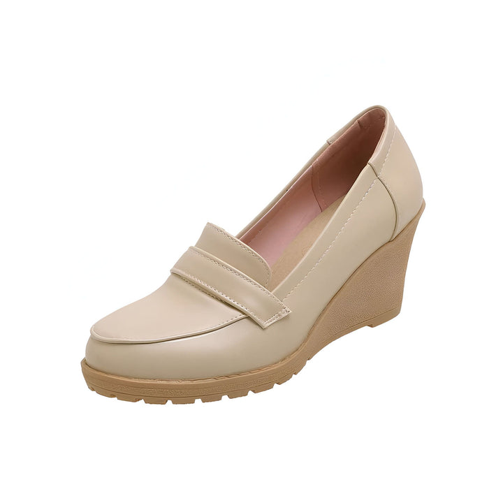 Mocassin beige à talon compensé pour femme, style classique avec empeigne à brides. Chaussure élégante et confortable., 45287010926773,45287010959541,45287010992309,45287011025077,45287011057845,45287011090613,45287011123381,45287011156149,45287011188917,45287011221685,45287011254453,45287011287221,45287011319989,45287011352757,45287011385525,45287011418293,45287011451061,45287011483829,45287011516597,45287011549365,45287011582133,45287011614901,45287011647669,45287011680437,45287011713205,4528701174