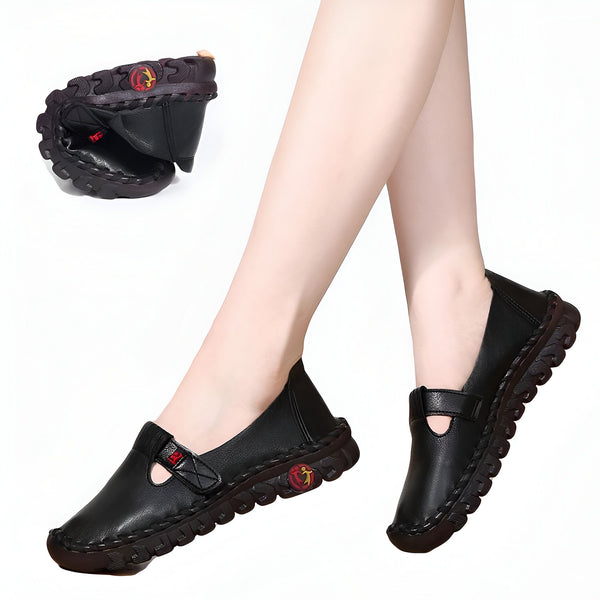 Image de chaussures en cuir noir confortables pour femmes, avec une semelle souple et un design élégant. On voit les chaussures portées et pliées pour montrer leur flexibilité., 45286743376053,45286743408821,45286743441589,45286743474357,45286743507125,45286743539893,45286743572661,45286743605429,45286743638197,45286743670965,45286743703733,45286743736501,45286743769269,45286743802037,45286743834805,45286743867573,45286743900341,45286743933109,45286743965877,45286743998645,45286744031413,452867440641