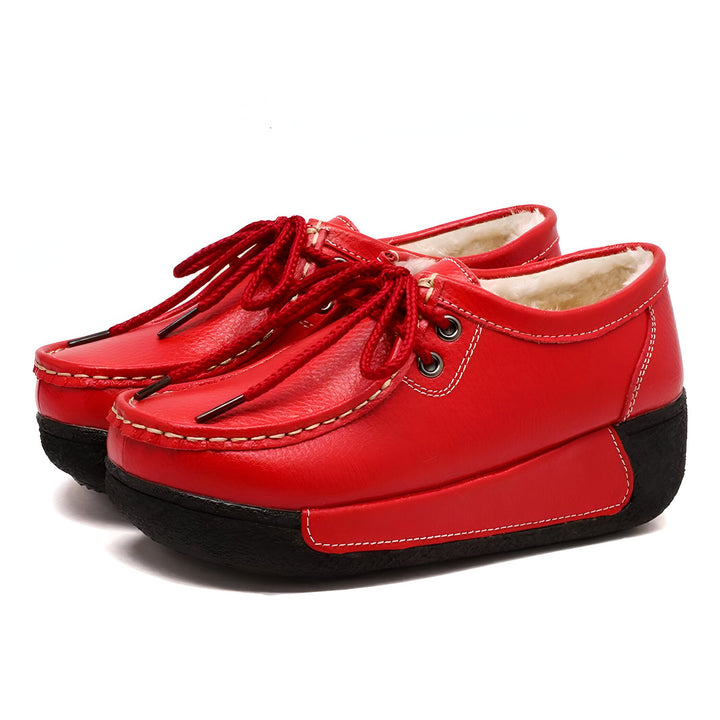 Paire de chaussures en cuir rouge à lacets avec semelle compensée noire et doublure chaude en laine. Chaussures confortables et élégantes., 45286815301813,45286815334581,45286815367349,45286815400117,45286815432885,45286815465653,45286815498421,45286815531189,45286815563957,45286815596725,45286815629493,45286815662261,45286815695029,45286815727797,45286815760565,45286815793333,45286815826101,45286815858869,45286815891637,45286815924405,45286815957173,45286815989941,45286816022709,45286816055477,452868