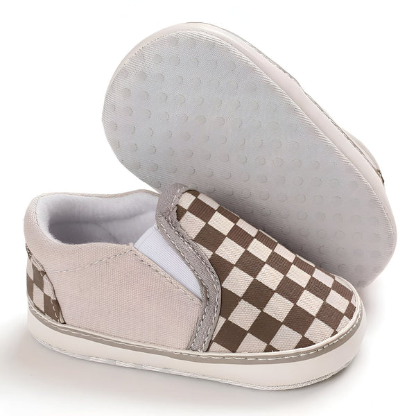 Chaussures de bébé type mocassins à carreaux marron et beige. Semelle blanche antidérapante., 45286994116789,45286994149557,45286994182325,45286994215093,45286994247861,45286994280629,45286994313397,45286994346165,45286994378933,45286994411701,45286994444469,45286994477237,45286994510005,45286994542773,45286994575541,45286994608309,45286994641077,45286994673845