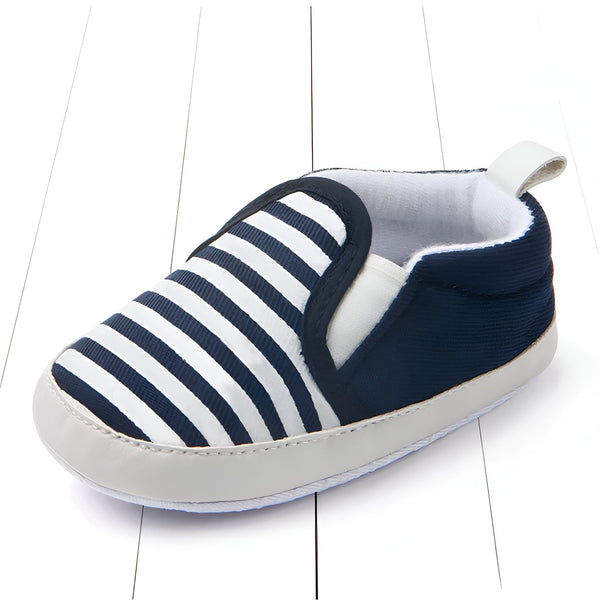 Chaussure de bébé type mocassin à rayures bleues et blanches, semelle blanche et intérieur blanc., 45286993297589,45286993330357,45286993363125,45286993395893,45286993428661,45286993461429,45286993494197,45286993526965,45286993559733