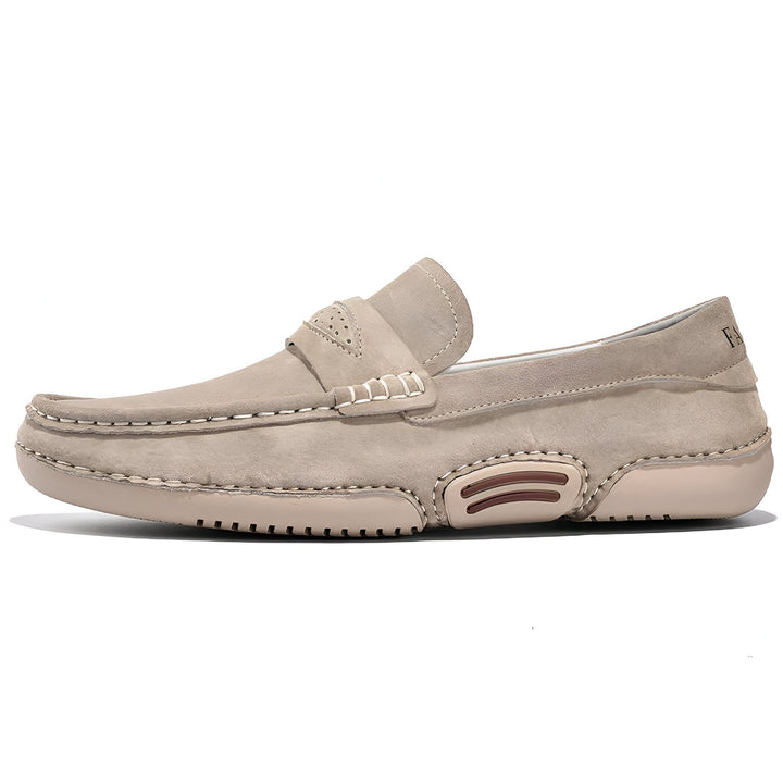 Mocassin en cuir beige pour homme, style décontracté et confortable. Chaussure bateau avec coutures apparentes et semelle en caoutchouc marron clair. Idéal pour un look élégant et décontracté., 45286806192309,45286806225077,45286806257845,45286806290613,45286806323381,45286806356149,45286806388917,45286806421685