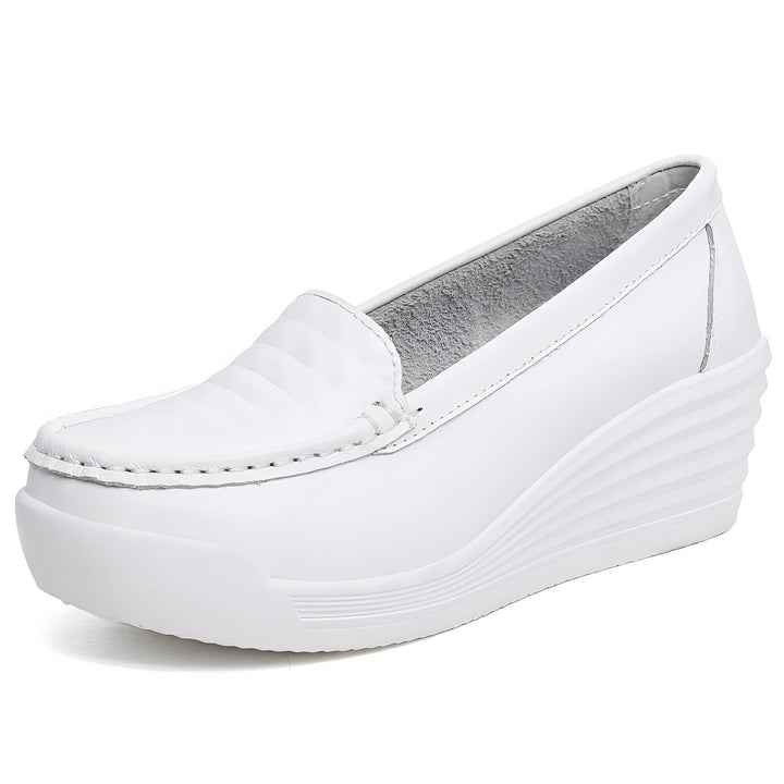 Mocassin compensé blanc pour femme, style décontracté et confortable. Chaussure élégante avec semelle plateforme., 45286969606325,45286969639093,45286969671861,45286969704629,45286969737397,45286969770165