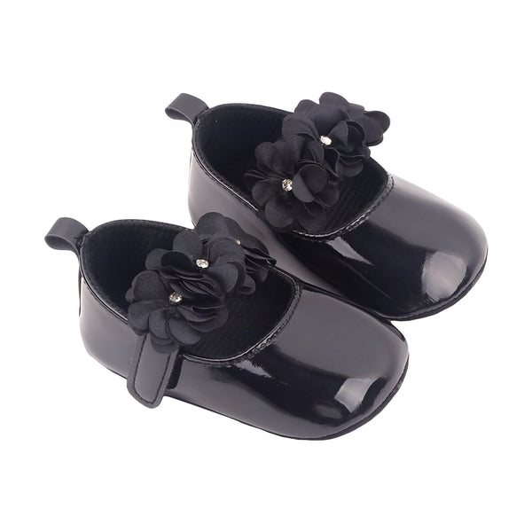 Paire de chaussures vernies noires pour bébé avec une fleur décorative. Chaussures élégantes pour bébé fille., 45286846365877,45286846398645,45286846431413,45286846464181,45286846496949,45286846529717,45286846562485,45286846595253,45286846628021