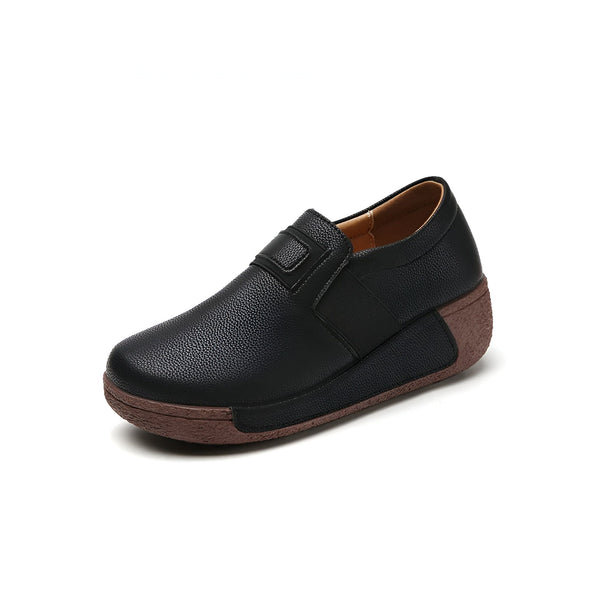Mocassin noir pour femme avec semelle compensée marron. Chaussure décontractée en cuir, confortable et facile à enfiler. Idéale pour le quotidien., 45286646448309,45286646481077,45286646513845,45286646546613,45286646579381,45286646612149,45286646644917,45286646677685,45286646710453,45286646743221,45286646775989,45286646808757,45286646841525,45286646874293,45286646907061,45286646939829,45286646972597,45286647005365,45286647038133,45286647070901,45286647103669,45286647136437,45286647169205,452866472019
