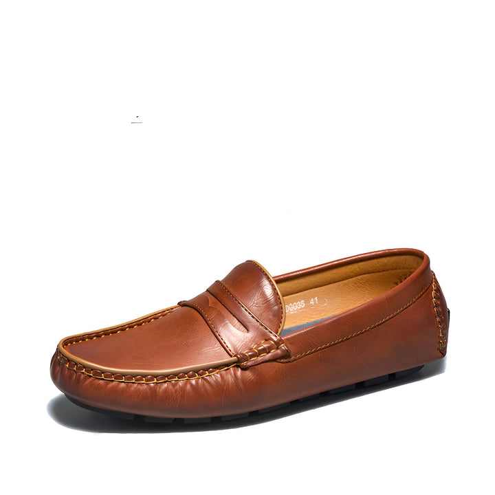 Mocassin en cuir marron pour homme, style classique et élégant, couture raffinée, semelle plate confortable. Chaussure idéale pour un look décontracté ou professionnel., 45286873366709,45286873399477,45286873432245,45286873465013,45286873497781,45286873530549,45286873563317,45286873596085,45286873628853,45286873661621,45286873694389,45286873727157,45286873759925,45286873792693