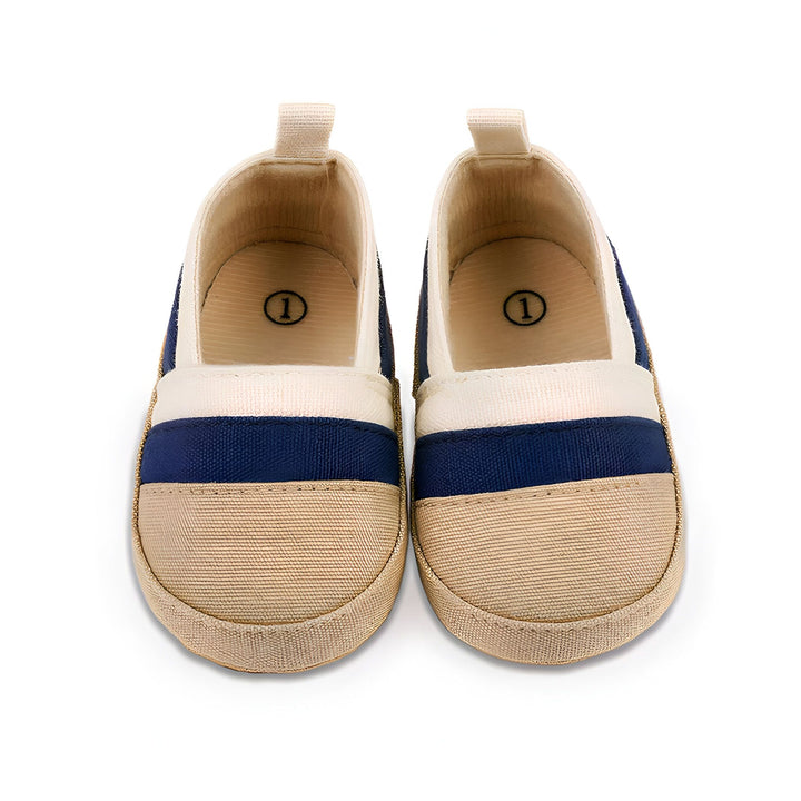 Chaussures de bébé style espadrilles rayées beiges et bleu marine. Chaussures confortables et tendance pour les premiers pas de votre enfant., 45286820937909,45286820970677,45286821003445,45286821036213,45286821068981,45286821101749