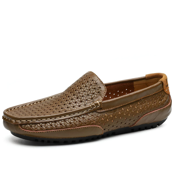 Mocassin homme en cuir marron avec perforations pour une meilleure aération. Style décontracté et élégant, parfait pour l'été. Chaussure légère et confortable., 45287138787509,45287138820277,45287138853045,45287138885813,45287138918581,45287138951349,45287138984117,45287139016885,45287139049653,45287139082421,45287139115189,45287139147957,45287139180725,45287139213493,45287139246261,45287139279029,45287139311797,45287139344565,45287139377333,45287139410101,45287139442869,45287139475637,4528713950
