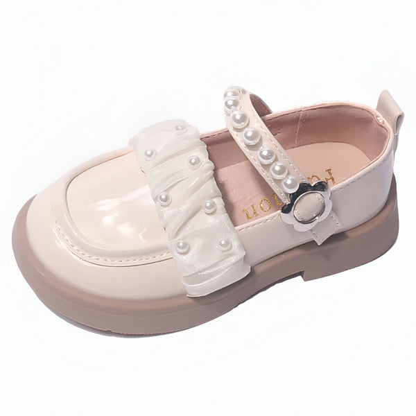 Chaussure de fille vernie beige avec bride ornée de perles et de tissu plissé. Fermoir fleuri, semelle plateforme. Style élégant et confortable pour enfant., 45287012860085,45287012892853,45287012925621,45287012958389,45287012991157,45287013023925,45287013056693,45287013089461,45287013122229,45287013154997,45287013187765,45287013220533,45287013253301,45287013286069,45287013318837,45287013351605,45287013384373,45287013417141,45287013449909,45287013482677,45287013515445,45287013548213