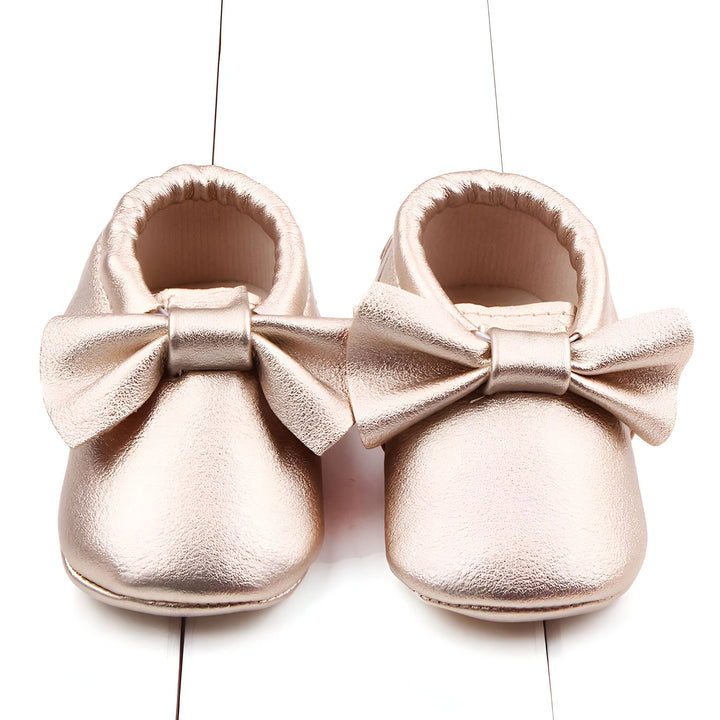 Chaussures de bébé dorées avec nœuds, adorables chaussons pour nouveau-né, accessoire mode pour enfant, cadeau de naissance original, chaussures confortables et élégantes pour bébé., 45287068827829,45287068860597,45287068893365,45287068926133,45287068958901,45287068991669,45287069024437,45287069057205,45287069089973,45287069122741,45287069155509,45287069188277,45287069221045,45287069253813,45287069286581,45287069319349,45287069352117,45287069384885