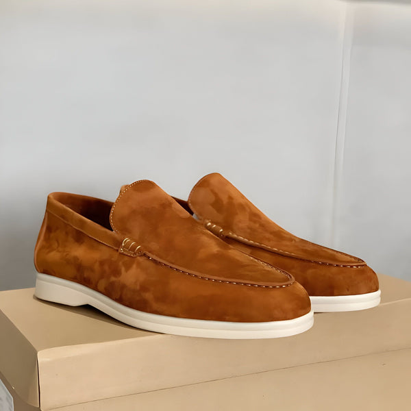 Mocassins marron en daim pour hommes, style décontracté et élégant. Chaussures de luxe avec semelles blanches., 45286672957621,45286672990389,45286673023157,45286673055925,45286673088693,45286673121461,45286673154229,45286673186997,45286673219765,45286673252533,45286673285301,45286673318069,45286673350837,45286673383605,45286673416373,45286673449141,45286673481909,45286673514677,45286673547445,45286673580213,45286673612981,45286673645749,45286673678517,45286673711285,45286673744053,45286673776821,4528