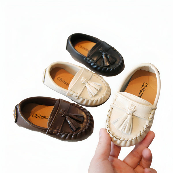 Mocassins pour bébé en cuir noir, beige et marron avec glands, idéals pour les petits pieds de votre enfant. Chaussures confortables et élégantes pour toutes les occasions., 45286869041333,45286869074101,45286869106869,45286869139637,45286869172405,45286869205173,45286869237941,45286869270709,45286869303477,45286869336245,45286869369013,45286869401781,45286869434549,45286869467317,45286869500085,45286869532853,45286869565621,45286869598389,45286869631157,45286869663925,45286869696693,45286869729461,4