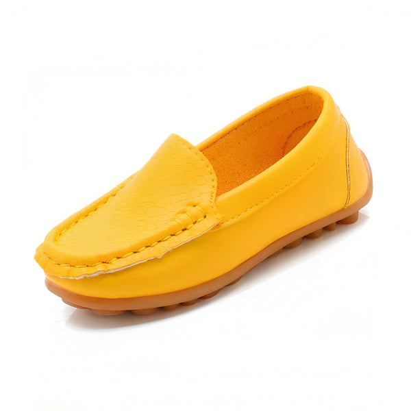Mocassin jaune pour enfant. Chaussure décontractée en cuir, style bateau, confortable et élégante. Idéal pour les petits pieds actifs., 45287046381749,45287046414517,45287046447285,45287046480053,45287046512821,45287046545589,45287046578357,45287046611125,45287046643893,45287046676661,45287046709429,45287046742197,45287046774965,45287046807733,45287046840501,45287046873269,45287046906037,45287046938805,45287046971573,45287047004341,45287047037109,45287047069877,45287047102645,45287047135413,452870471