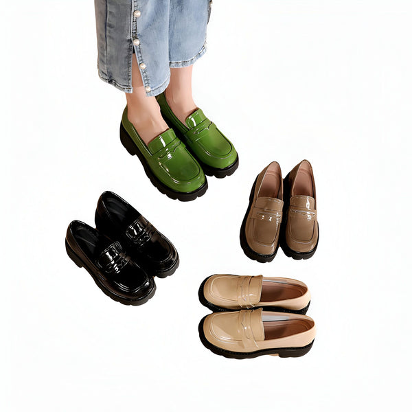 Vue rapprochée de mocassins vernis pour femmes en noir, vert, beige et marron. Une personne porte le modèle vert. Chaussures à semelles épaisses, style preppy., 45286916948149,45286916980917,45286917013685,45286917046453,45286917079221,45286917111989,45286917144757,45286917177525,45286917210293,45286917243061,45286917275829,45286917308597,45286917341365,45286917374133,45286917406901,45286917439669,45286917472437,45286917505205,45286917537973,45286917570741,45286917603509,45286917636277,45286917669045,
