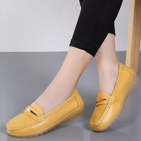 Mocassins jaunes pour femmes, confortables et élégants. Chaussures en cuir avec détails métalliques. Style décontracté, parfait pour le quotidien., 45286959546549,45286959579317,45286959612085,45286959644853,45286959677621,45286959710389,45286959743157,45286959775925,45286959808693,45286959841461,45286959874229,45286959906997,45286959939765,45286959972533,45286960005301,45286960038069,45286960070837,45286960103605,45286960136373,45286960169141,45286960201909,45286960234677,45286960267445,45286960300