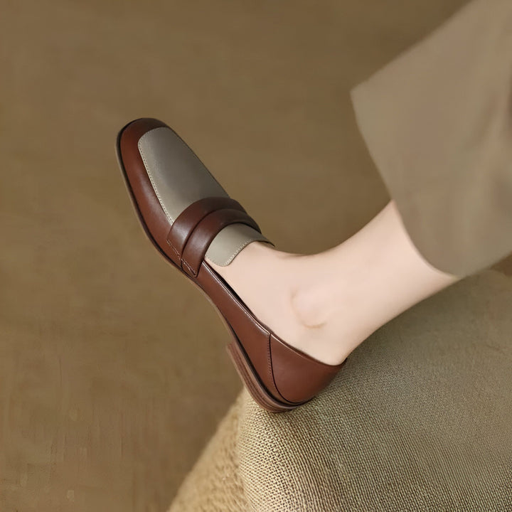 Mocassin femme bicolore en cuir marron et beige, élégant et confortable, idéal pour un look chic et décontracté. Chaussure tendance pour femme., 45286722535605,45286722568373,45286722601141,45286722633909,45286722666677,45286722699445,45286722732213,45286722764981,45286722797749,45286722830517,45286722863285,45286722896053,45286722928821,45286722961589