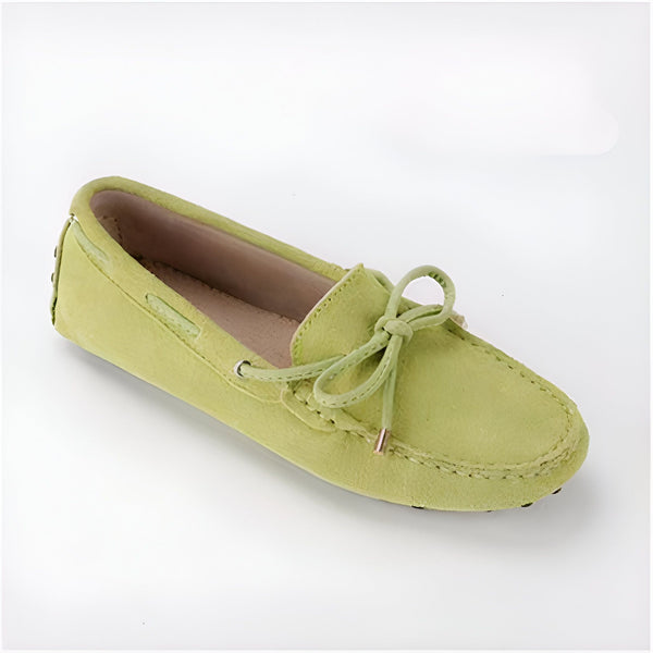 Mocassin vert clair en daim, avec un noeud décoratif et des détails cousus. Chaussure décontractée et élégante, idéale pour le printemps ou l'été., 45287070662837,45287070695605,45287070728373,45287070761141,45287070793909,45287070826677,45287070859445,45287070892213,45287070924981,45287070957749,45287070990517,45287071023285,45287071056053,45287071088821,45287071121589,45287071154357,45287071187125,45287071219893,45287071252661,45287071285429,45287071318197,45287071350965,45287071383733,45287071