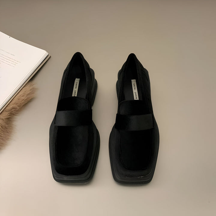 Deux mocassins noirs de la marque DAPAI SHOW, avec une semelle épaisse. Chaussures élégantes et confortables pour femmes., 45287054901429,45287054934197,45287054966965,45287054999733,45287055032501,45287055065269,45287055098037,45287055130805,45287055163573,45287055196341,45287055229109,45287055261877,45287055294645,45287055327413,45287055360181,45287055392949,45287055425717,45287055458485,45287055491253,45287055524021,45287055556789,45287055589557,45287055622325,45287055655093