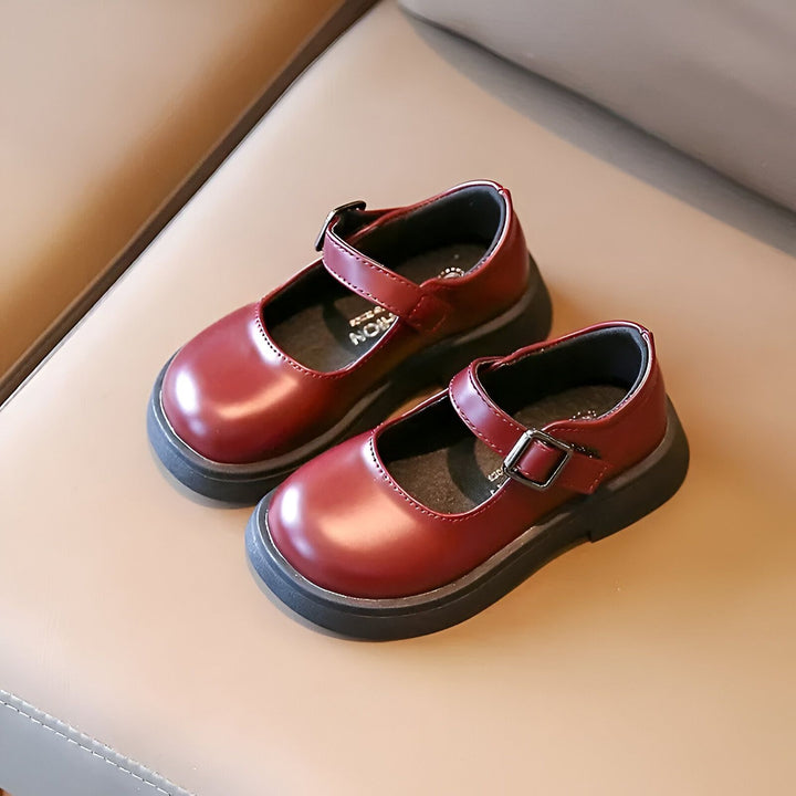 Chaussures Mary Janes bordeaux pour enfants avec semelles épaisses et boucles. Style rétro, idéal pour une occasion spéciale. Accessoire de mode élégant pour filles., 45286681542837,45286681575605,45286681608373,45286681641141,45286681673909,45286681706677,45286681739445,45286681772213,45286681804981,45286681837749,45286681870517,45286681903285,45286681936053,45286681968821,45286682001589,45286682034357,45286682067125,45286682099893,45286682132661,45286682165429,45286682198197,45286682230965,4528668