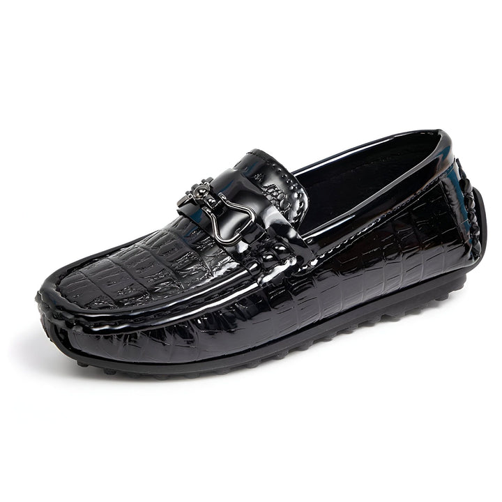 Mocassin homme élégant en cuir verni noir avec motif crocodile et ornement métallique. Chaussure décontractée et sophistiquée, idéale pour un look raffiné., 45286767296693,45286767329461,45286767362229,45286767394997,45286767427765,45286767460533,45286767493301,45286767526069,45286767558837,45286767591605,45286767624373,45286767657141,45286767689909,45286767722677,45286767755445,45286767788213,45286767820981,45286767853749,45286767886517,45286767919285,45286767952053,45286767984821,45286768017589,