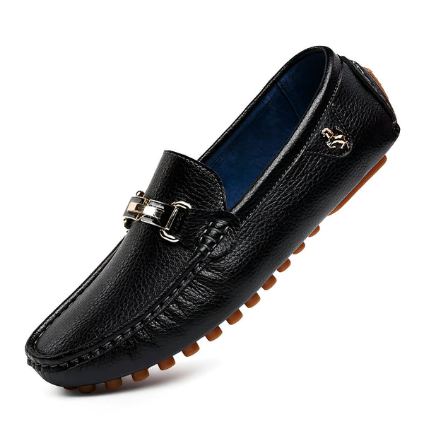 Mocassin homme en cuir noir. Chaussures élégantes avec boucle argentée et semelle en caoutchouc marron. Style décontracté et confortable., 45286738133173,45286738165941,45286738198709,45286738231477,45286738264245,45286738297013,45286738329781,45286738362549,45286738395317,45286738428085,45286738460853,45286738493621,45286738526389,45286738559157,45286738591925,45286738624693,45286738657461,45286738690229,45286738722997,45286738755765,45286738788533,45286738821301,45286738854069,45286738886837,452867
