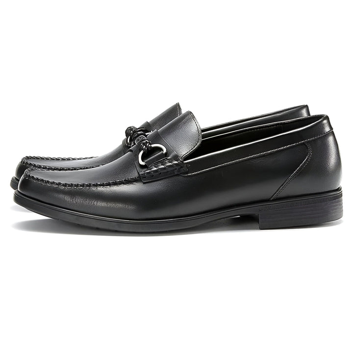 Mocassins noirs pour hommes, élégants et confortables. Chaussures en cuir avec détails raffinés. Parfaits pour un style classique et sophistiqué., 45286723027125,45286723059893,45286723092661,45286723125429,45286723158197,45286723190965,45286723223733,45286723256501,45286723289269,45286723322037,45286723354805,45286723387573,45286723420341,45286723453109