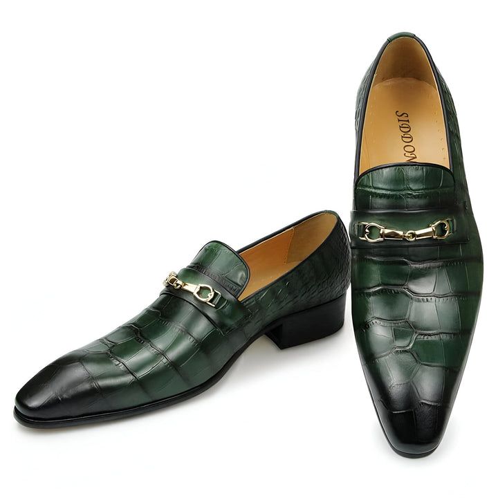 Mocassins homme en cuir vert façon crocodile avec boucle dorée. Chaussures élégantes de marque SIDDON., 45287103660213,45287103692981,45287103725749,45287103758517,45287103791285,45287103824053,45287103856821,45287103889589,45287103922357