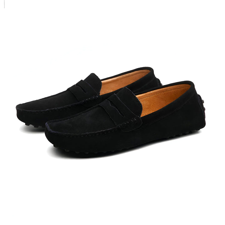 Mocassins pour hommes en daim noir, élégants et confortables. Chaussures d'intérieur avec semelle souple, parfaites pour un style décontracté., 45286874349749,45286874382517,45286874415285,45286874448053,45286874480821,45286874513589,45286874546357,45286874579125,45286874611893,45286874644661,45286874677429,45286874710197,45286874742965,45286874775733,45286874808501,45286874841269,45286874874037,45286874906805,45286874939573,45286874972341,45286875005109,45286875037877,45286875070645,45286875103413,4