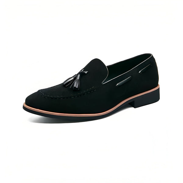 Mocassin noir élégant pour homme avec glands décoratifs. Chaussures de ville en daim, parfaites pour un look formel ou décontracté chic. Style classique et confortable., 45287086948533,45287086981301,45287087014069,45287087046837,45287087079605,45287087112373,45287087145141,45287087177909,45287087210677,45287087243445,45287087276213,45287087308981,45287087341749,45287087374517,45287087407285,45287087440053,45287087472821,45287087505589,45287087538357,45287087571125,45287087603893