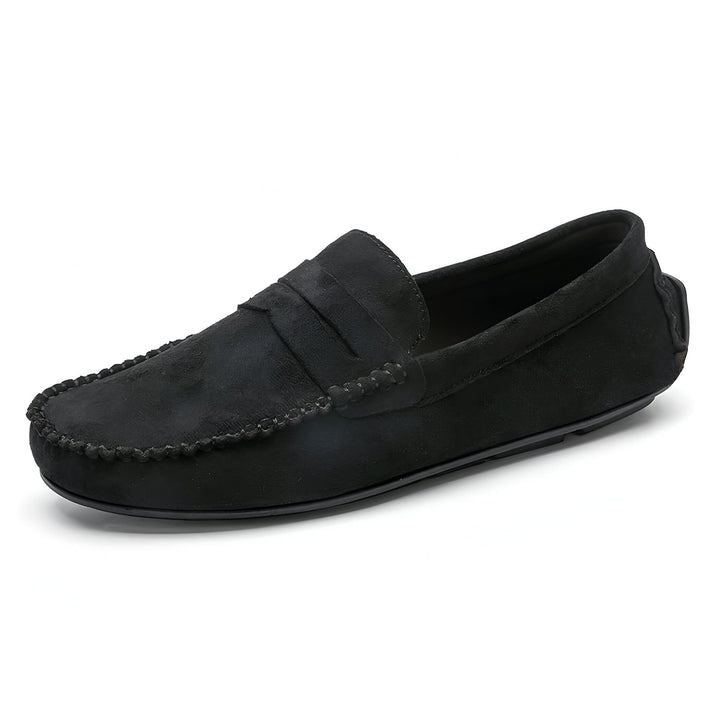 Mocassin pour homme en daim noir, style décontracté et élégant. Chaussure basse avec coutures apparentes., 45287111229621,45287111262389,45287111295157,45287111327925,45287111360693,45287111393461,45287111426229
