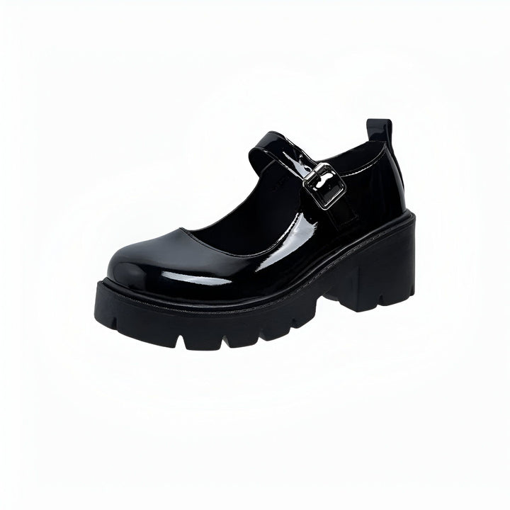 Chaussure Mary Jane noire vernie avec semelle épaisse et bride à boucle. Style rétro et tendance pour un look unique. Mode féminine, chaussures à plateforme., 45286685180085,45286685212853,45286685245621,45286685278389,45286685311157,45286685343925