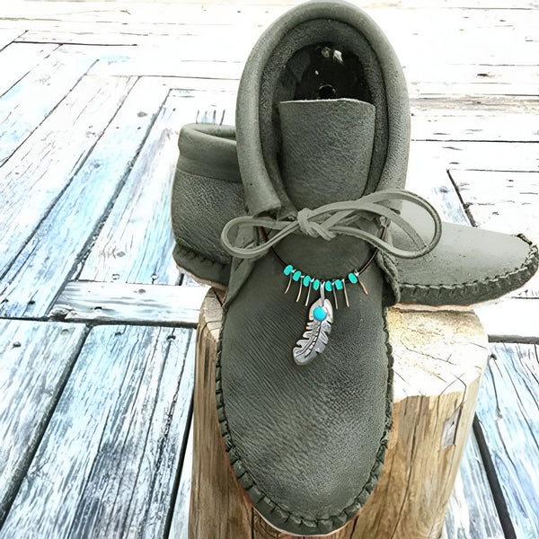 Mocassins verts en daim avec cordon et ornement plume et turquoise. Chaussures boho-chic, style indien. Bottines confortables pour femmes. Mode automne-hiver., 45286983499957,45286983532725,45286983565493,45286983598261,45286983631029,45286983663797,45286983696565,45286983729333,45286983762101,45286983794869,45286983827637,45286983860405,45286983893173,45286983925941,45286983958709,45286983991477,45286984024245,45286984057013,45286984089781,45286984122549,45286984155317,45286984188085,45286984220853,45286