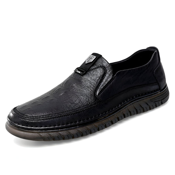 Mocassin noir pour homme, en cuir avec détails texturés et logo discret. Chaussure élégante et confortable, idéale pour un style décontracté chic., 45286747177141,45286747209909,45286747242677,45286747275445,45286747308213,45286747340981,45286747373749,45286747406517,45286747439285,45286747472053,45286747504821,45286747537589,45286747570357,45286747603125,45286747635893,45286747668661,45286747701429,45286747734197,45286747766965,45286747799733,45286747832501