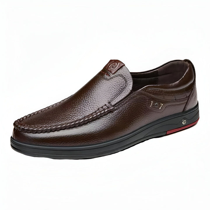 Mocassin marron en cuir pour homme, style décontracté et élégant. Chaussure facile à enfiler, idéale pour le confort quotidien. Détails soignés et finitions impeccables., 45286938411189,45286938443957,45286938476725,45286938509493,45286938542261,45286938575029,45286938607797,45286938640565,45286938673333,45286938706101,45286938738869,45286938771637,45286938804405,45286938837173,45286938869941,45286938902709,45286938935477,45286938968245,45286939001013,45286939033781,45286939066549,45286939099317