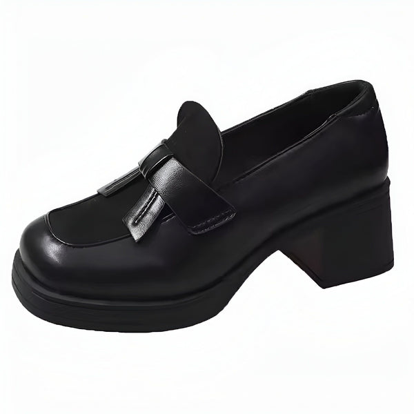 Mocassin noir à talon épais pour femme, style preppy avec détail nœud. Chaussure élégante et tendance en cuir synthétique, parfaite pour un look chic et confortable., 45286630883509,45286630916277,45286630949045,45286630981813,45286631014581,45286631047349,45286631080117,45286631112885,45286631145653,45286631178421,45286631211189,45286631243957,45286631276725,45286631309493