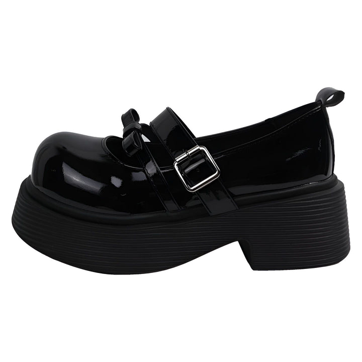 Chaussure Mary Jane noire vernie à plateforme épaisse. Bride avec boucle et petit nœud décoratif. Style gothique/punk., 45286684721333,45286684754101,45286684786869,45286684819637,45286684852405,45286684885173,45286684917941,45286684950709,45286684983477,45286685016245,45286685049013,45286685081781