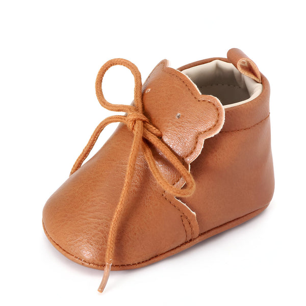 Chaussure pour bébé marron en cuir avec lacets, style mocassin. Confortable et élégante, idéale pour les premiers pas., 45286825132213,45286825164981,45286825197749,45286825230517,45286825263285,45286825296053,45286825328821,45286825361589,45286825394357