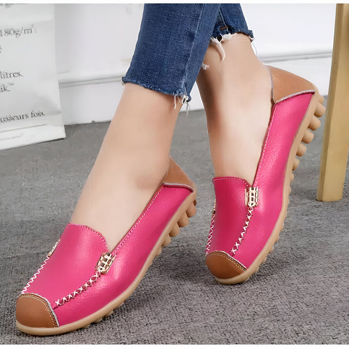 Chaussures mocassins roses en cuir portées avec un jean. Chaussures décontractées avec semelle confortable. Idée cadeau femme. Mode féminine., 45286940770485,45286940803253,45286940836021,45286940868789,45286940901557,45286940934325,45286940967093,45286940999861,45286941032629,45286941065397,45286941098165,45286941130933,45286941163701,45286941196469,45286941229237,45286941262005,45286941294773,45286941327541,45286941360309,45286941393077,45286941425845,45286941458613,45286941491381,45286941524149,45