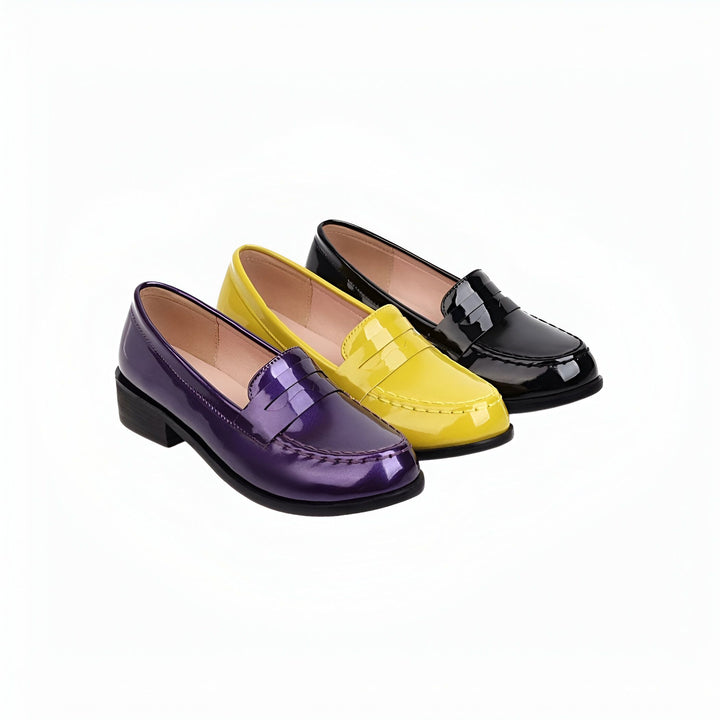 Trois mocassins vernis en violet, jaune et noir. Chaussures élégantes pour femmes. Mode et style., 45286636781749,45286636814517,45286636847285,45286636880053,45286636912821,45286636945589,45286636978357,45286637011125,45286637043893,45286637076661,45286637109429,45286637142197,45286637174965,45286637207733,45286637240501,45286637273269,45286637306037,45286637338805,45286637371573,45286637404341,45286637437109,45286637469877,45286637502645,45286637535413